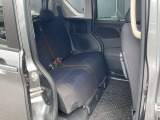◆◆◆後部座席も当然、綺麗・清潔に仕上げております。内装の綺麗なお車は気持ちが良いですし、コンディションのいい車が多いです。前のユーザーが丁寧に使っていた証拠です。
