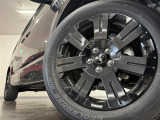 【純正18インチアルミホイール】社外ホイールの取付、ホイールなどのコーティングもご用意。タイヤはご納車前、空気圧や残り溝等しっかりと点検させていただきます!
