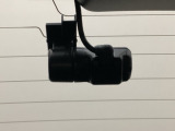 後方にもドライブレコーダーのカメラが付いています。前後両方でお車の周りを監視・記録いたします。