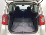 リアシートを倒すと、ラゲッジスペースを広くお使いいただけます!