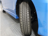 タイヤの溝もしっかり残っていますので、安心して走行可能です。