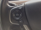 ステアリングリモコンは、運転中でも簡単に音量調整やチャンネル変更もできます!わき見運転防止にもつながるので安心です♪
