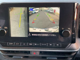 アラウンドビューモニター装備☆左サイドの画面がみえて、溝や壁があっても確認車線で幅寄せできるので安心です!!
