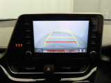 バックモニターを装備しています。車庫入れ時等に車両後方が確認出来るのでとても便利です。