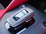 内外装およびエンジンル-ムなど専用クリ-ニング致します。車両クリ-ニングのプロが施工致しますので!高品質な1台に蘇りますよ♪(全在庫無料施工)