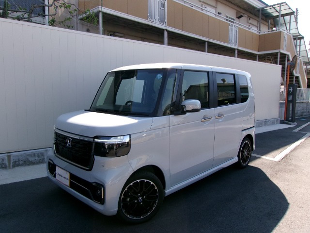 N-BOXカスタム ターボ コーディネートスタイル モノトーン 