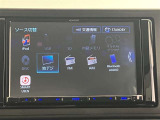 純正ナビを装備。タッチパネル式で使いやすく、お出かけもラクラクです。