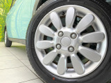 【純正14インチアルミホイール】外観にマッチした純正アルミホイールを装着しております。各種社外アルミホイールや、スタッドレスタイヤも取扱いしております。是非ご相談ください♪