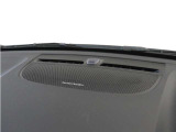 【harman/kardon】世界のオーディオファン垂涎のプレミアムサウンドシステムを搭載。原音に近い音場空間を忠実に再現。乗る人すべてに最良の音響体験を提供します。