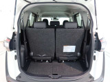 広々としたラゲージスペースを備えています。大きなものや長さのある荷物もしっかりと積み込めます。