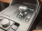 8速ATです☆トルクコンバーター式では無いのに、ショック無くシフトアップやダウンします☆