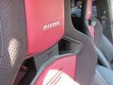 NISMO専用チューニングRECARO製スポーツシート〈前席〉