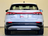 お車をより美しい状態でお乗りいただけるよう、ボディーコーティングも各種取り揃えております!