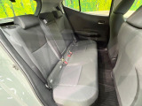後部座席も気になるようなキズ・汚れやへたり等、大きなダメージはなく、良好な状態です。