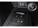 電動パーキングブレーキ搭載!スイッチ操作でパーキングブレーキを作動・解除できます。ドライビングモード選択スイッチ装備!走行・使用状況に合わせて走行モードを選択できます。
