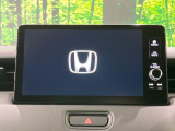 【9インチ ホンダコネクトディスプレイ】視認性の高い大画面ディスプレイでナビの使用や、お持ちのスマートフォンと連携したbluetoothでの音楽再生が可能です♪