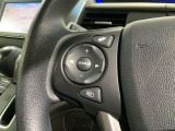 ステアリングにオーディオ操作スイッチが付いています。オーディオ画面に直接タッチしなくても操作が出来ますので、運転に集中できます。