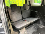 3列目シートはもちろん状態良好☆大人でもゆったりと座って頂けますので、大人数でのお出かけもラクラクです♪ご家族で、気の知れた仲間で、ドライブに行くのが楽しみですね♪
