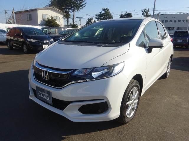 フィット 1.3 13G F 4WD 