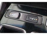 シートヒーター装備付き車!!座席に埋め込まれた電熱線によりシートを暖めることが出来る装備で、温められたシートは、寒い冬には最適です!!