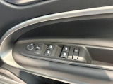 ウィンドウスイッチまわりはシンプルにまとまっています