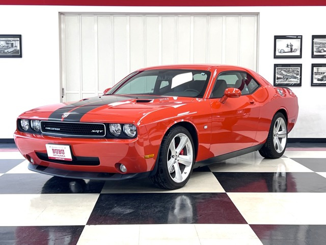 チャレンジャー SRT8 