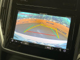 【バックカメラ】駐車時に後方がリアルタイム映像で確認できます。大型商業施設や立体駐車場での駐車時や、夜間のバック時に大活躍!
