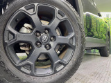【純正18インチアルミホイール】外観にマッチした純正アルミホイールを装着しております。各種社外アルミホイールや、スタッドレスタイヤも取扱いしております。是非ご相談ください♪