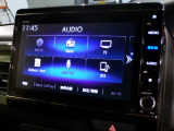 CD、DVD、Bluetooth、AM、FM、スマートフォン接続ができます。