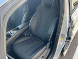 認定中古車ならではの正規ディーラーによる手厚い保証制度つき!しかもバッテリーについては新車時より8年保証!