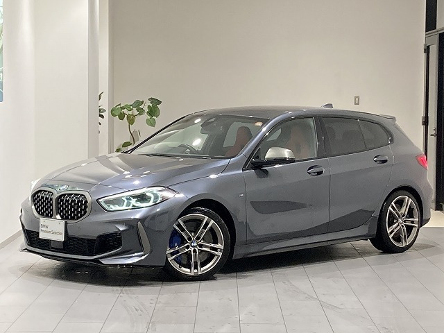 1シリーズ M135i xドライブ 4WD 