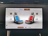 【全席シートヒーター&クーラー】フロントシートとリアシートの両方で3段階調節が可能なシートヒーター&クーラーが内蔵されております。季節を問わず重宝するオプション装備です。