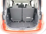 トランクも十分なスペースがありますね。