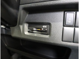 ETC車載器付き☆ セットアップ作業もご依頼いただければご納車までに行います!納車当日から有料道路をご利用いただけます♪