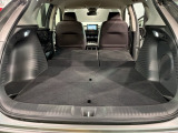 リアシートを倒すと、ラゲッジスペースを広くお使いいただけます!