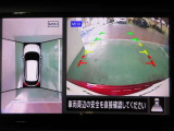 アラウンドビューモニターで車庫入れも空から見ている様に駐車できラクラクです。