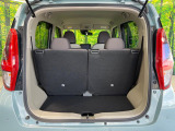 普段のお買い物や通勤、送迎等に十分な荷室スペースを確保しております。セカンドシートを倒すと、大きな荷物の積載も可能です♪
