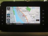 純正メモリーナビ付きです!しっかりナビ機能も付いているので、初めての場所や遠出なども安心して行くことができますね☆