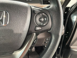 クルーズコントロールを装備しています。高速道路などで一定の速度で走ってくれるので運転が楽ですよ!速度を設定できますので、スピードの出しすぎにも注意できます。