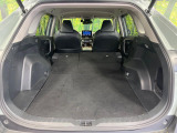 ラゲッジルームは、大容量のスペースを確保。普段のお買い物からレジャーまで、幅広く活躍してくれます!また、リアシートを倒すことでバリエーション豊かにお使いいただけます。