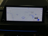 ディスプレイオーディオを装備。スマホとクルマをつなぐことで、これまでのナビに加えて、いろんなサービスが楽しめます。