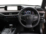 運転席廻りです。