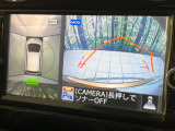 【アラウンドビューモニター】専用のカメラにより、上から見下ろしたような視点で360度クルマの周囲を確認することができます☆死角部分も確認しやすく、狭い場所での切り返しや駐車もスムーズに行えます。