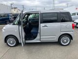 納車前にはプロのメカニックが点検、整備を行いますので安心してお乗り頂けます!!