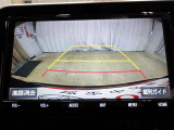 バックモニター付きなので車庫入れもラクラクです♪