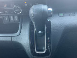 インパネシフトのオートマチック車です。