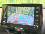 【バックカメラ】駐車時に後方がリアルタイム映像で確認できます。大型商業施設や立体駐車場での駐車時や、夜間のバック時に大活躍!運転スキルに関わらず、今や必須となった装備のひとつです!