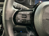 ステアリングにオーディオ操作スイッチが付いています。オーディオ画面に直接タッチしなくても操作が出来ますので、運転に集中できます。