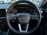 Audiは創業者であるホルヒの「いかなる時代においても第一級の素材を用い、操縦安定性に優れ、さらに進歩的なクルマの製造を目指す」という考え方に則り、こだわり抜かれたインテリアを目指しています。