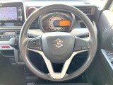 ステアリングも使用感が少なく、きれいな状態となっております♪